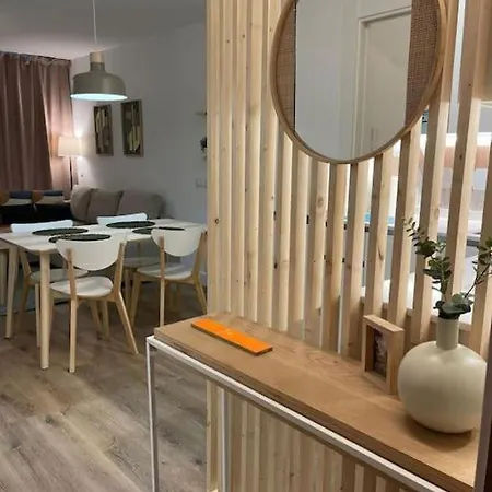 Apartment Stylish 2-bedroom Apt With Terrace In Marbella